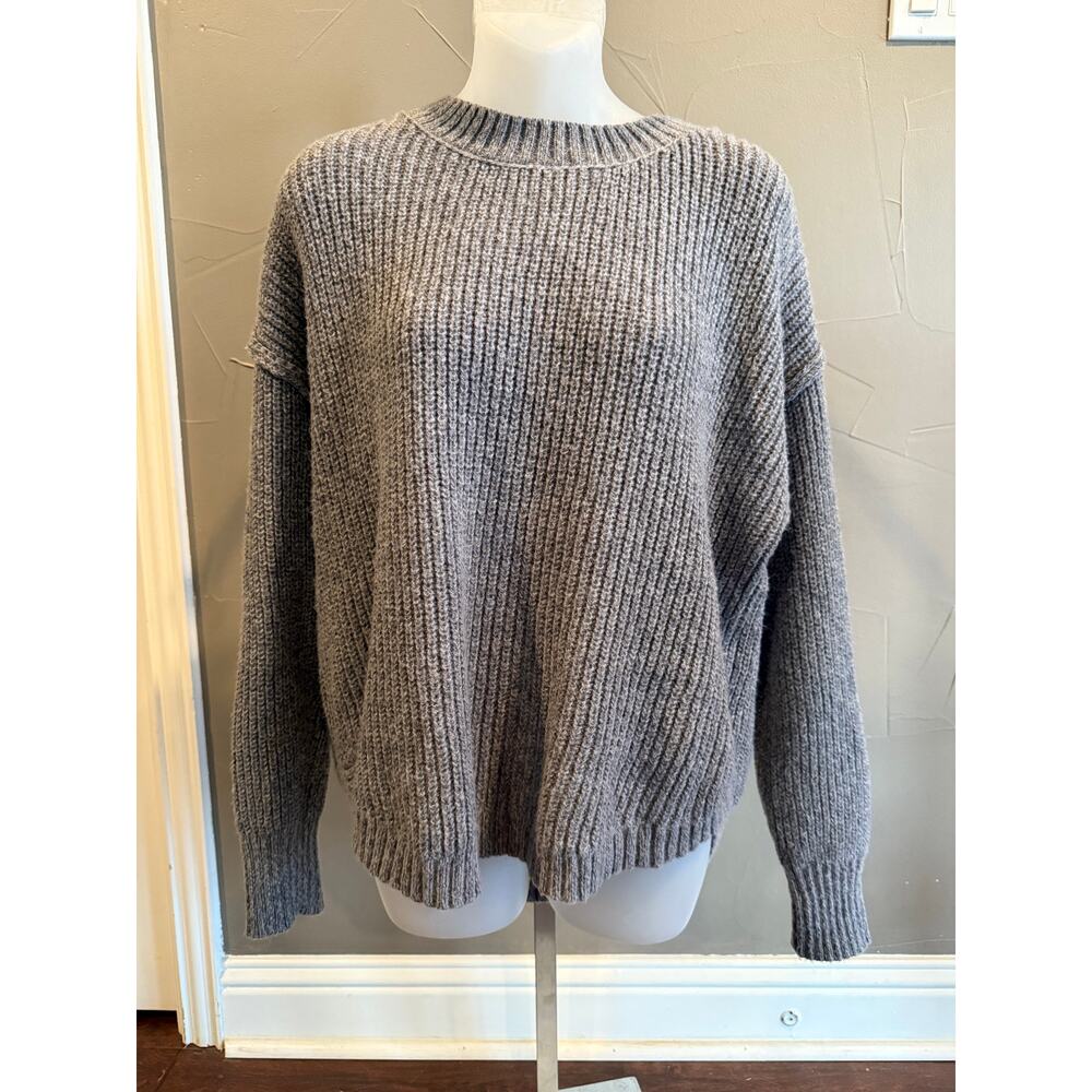 SO Sweater